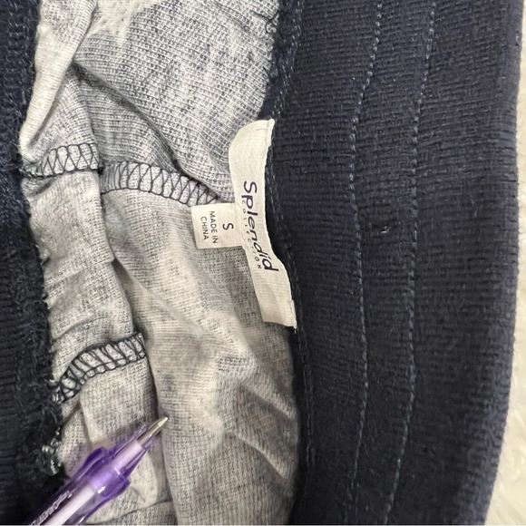 Splendid
Heritage French Terry Star Print Short - Picture 4 of 7